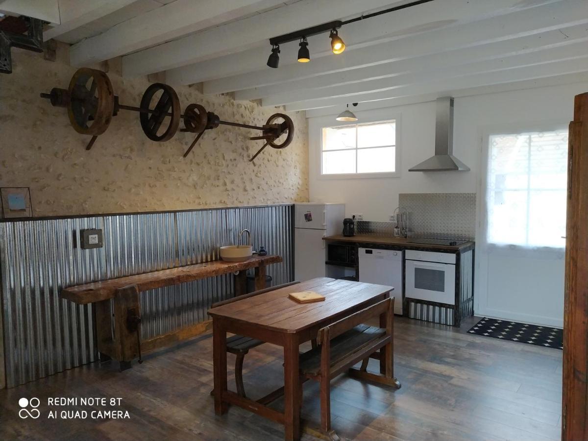 Gite L'Atelier Civray-de-Touraine Εξωτερικό φωτογραφία
